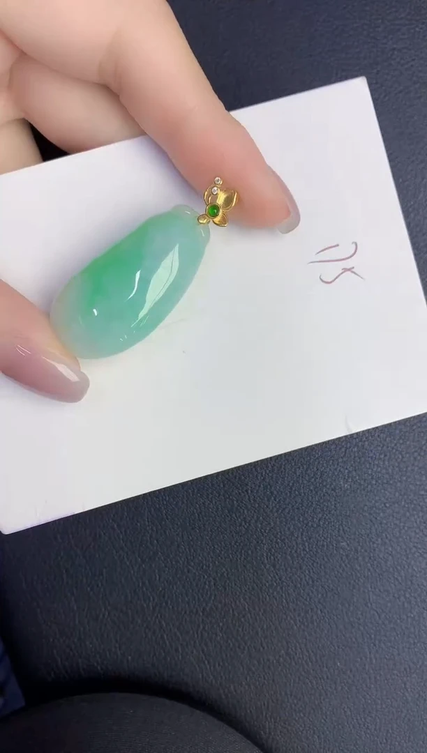 颈饰未镶嵌翡翠缅甸天然翡翠A货