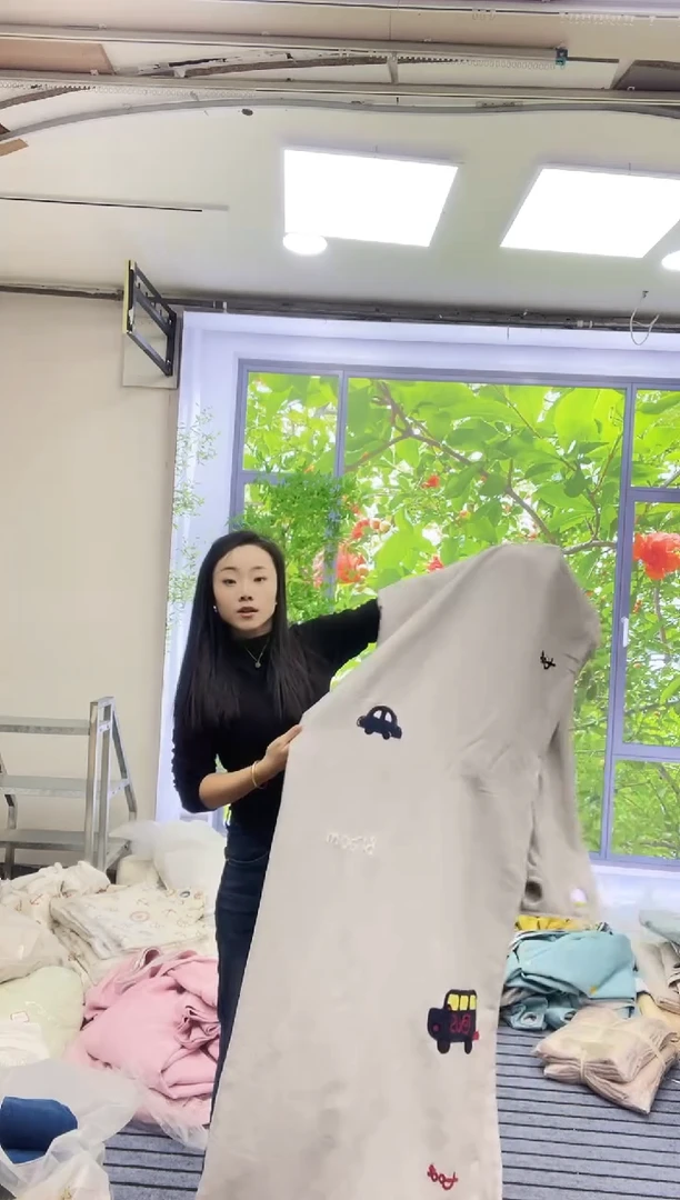 混纺棉麻灰色小汽车 5米 打孔