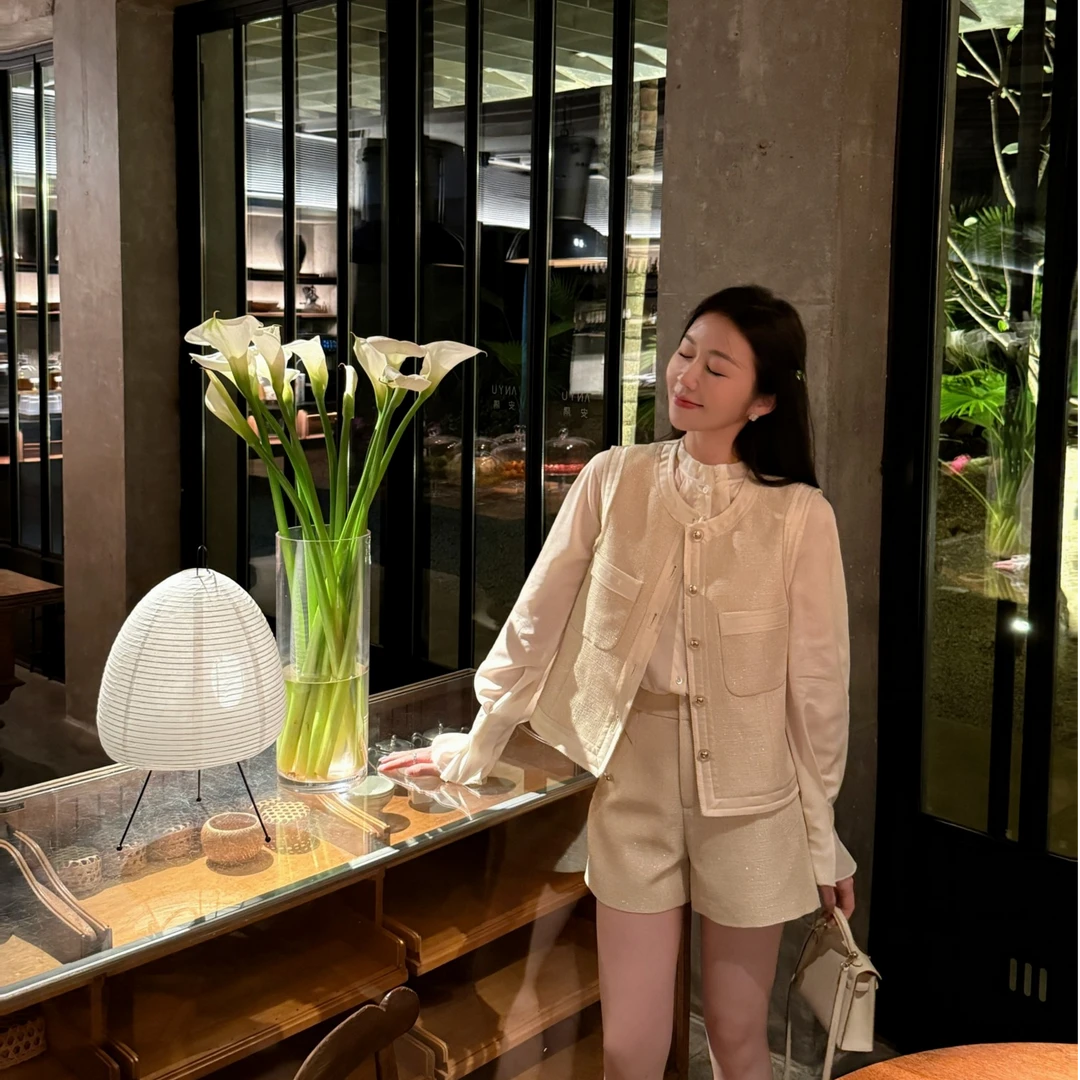 希娜 茉莉浅香 气质法式小香风短款无袖马甲