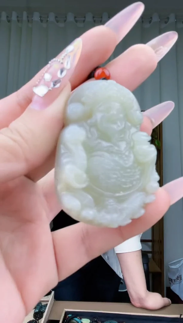 【闪购商品】和田玉挂件未镶嵌拍一发一，多样性发货！