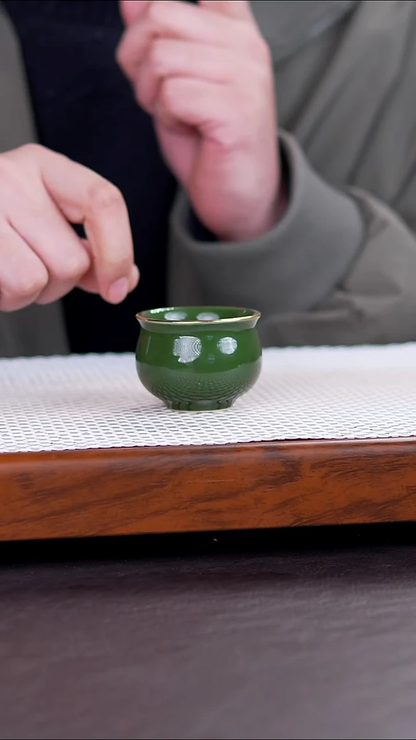 茶杯紫砂一口杯 翡翠绿