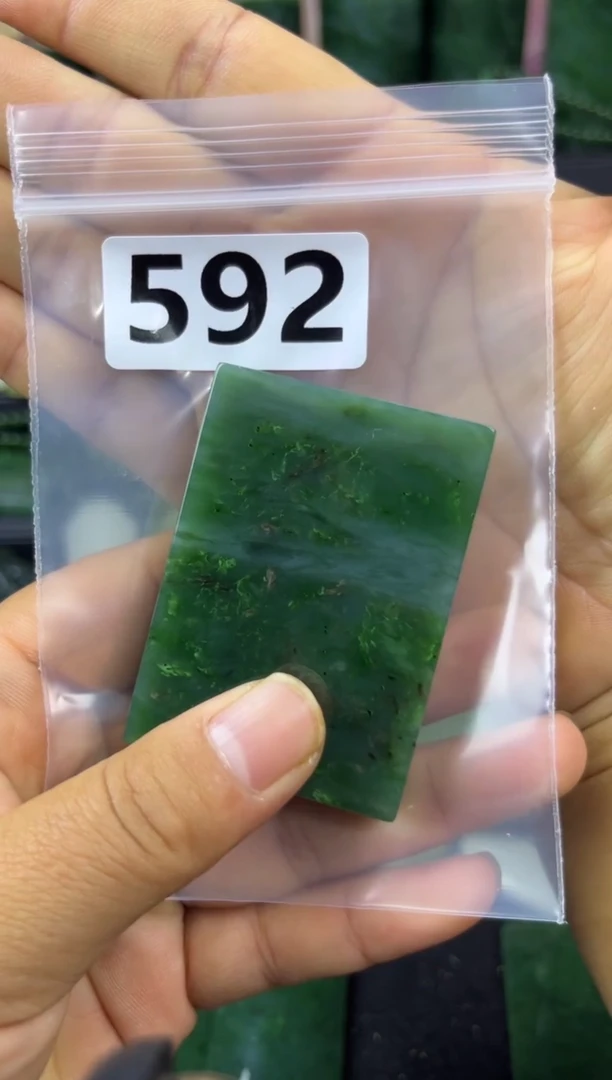 未镶嵌和田玉珠宝半成品无事牌
