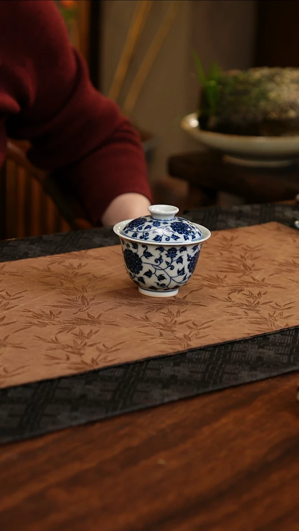 【闪购商品】杯子莹焰堂缠枝芙蓉盖碗