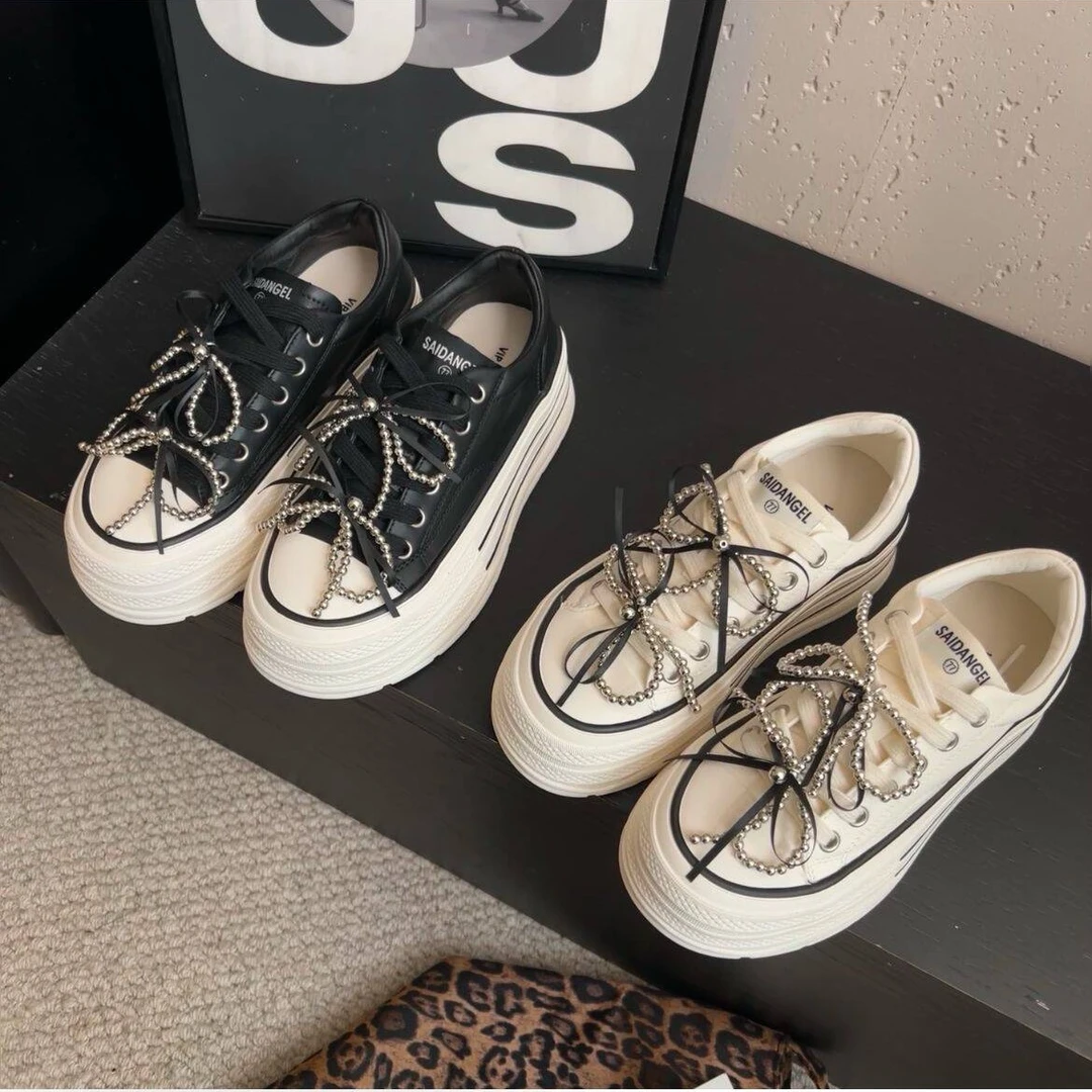 新款厚底蝴蝶串珠饼干鞋高品休闲板鞋