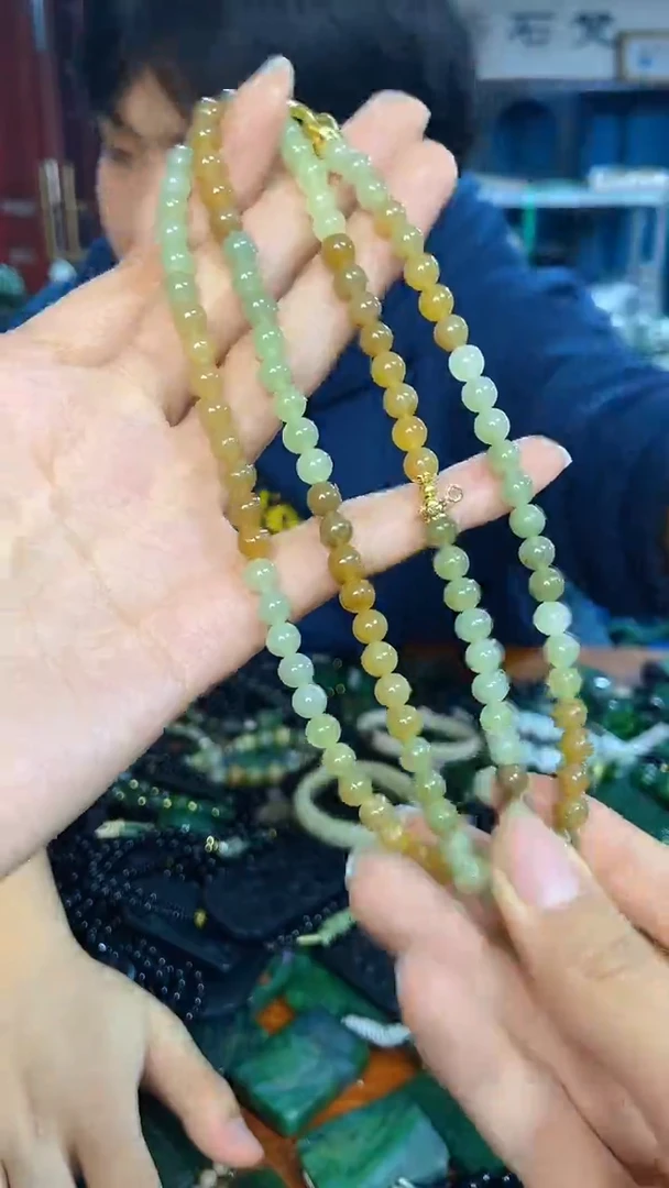 未镶嵌和田玉挂件1