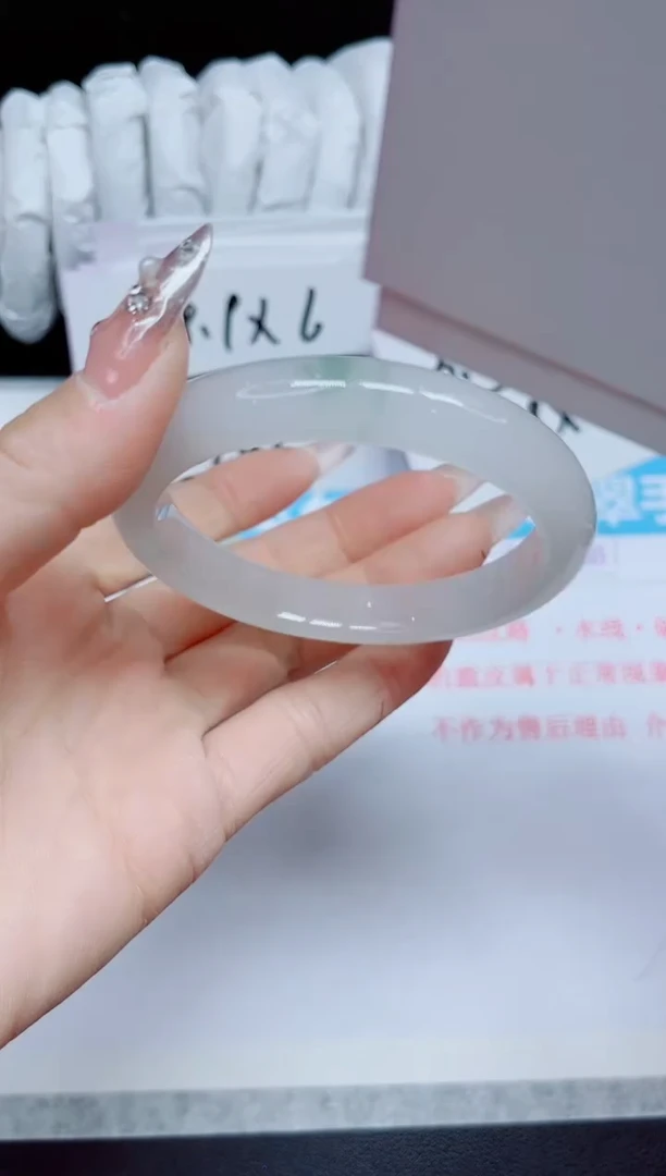石英质玉手镯未镶嵌216