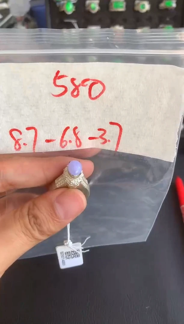 未镶嵌定制翡翠缅甸A货翡翠，拍一发一