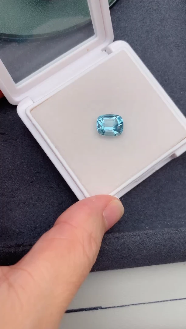 海蓝宝石裸石未镶嵌3.6ct海蓝宝  BE