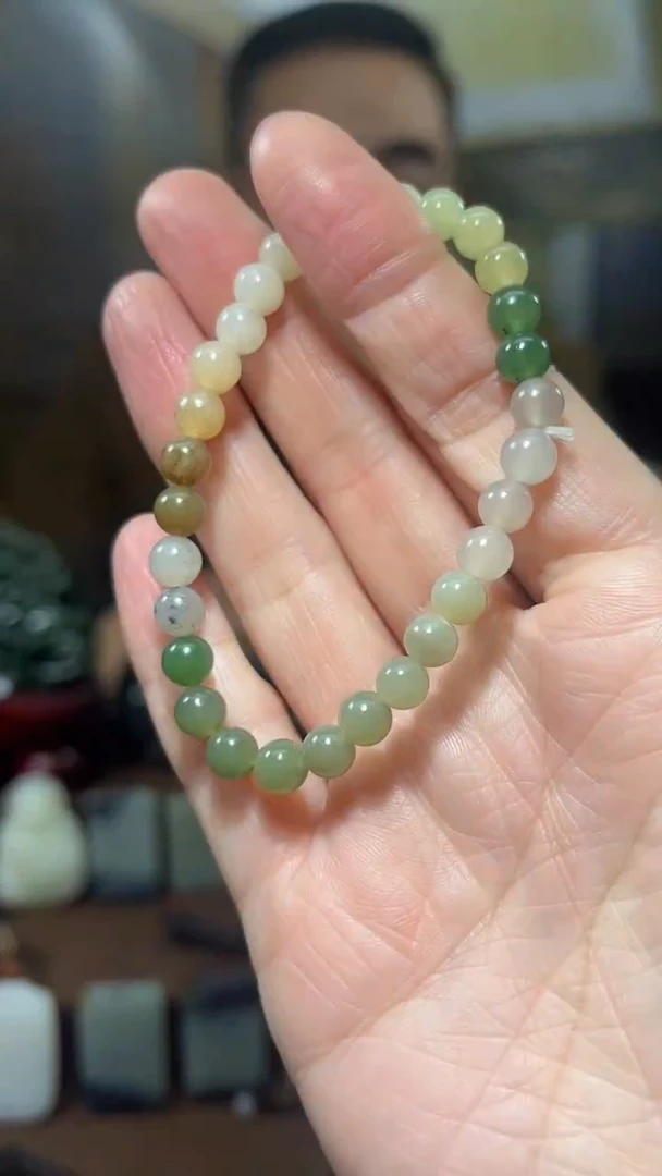 颈饰未镶嵌和田玉·1