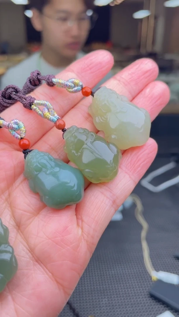 【闪购商品】和田玉吊坠(不含链)未镶嵌天然和田玉多样性发其一