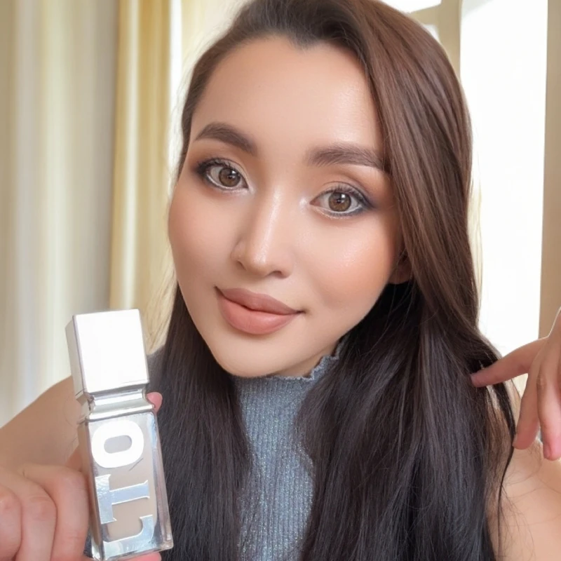 OTJ柔雾缎光粉底液