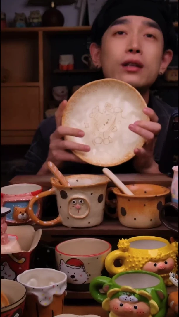 盘陶景德镇可爱设计师款陶瓷