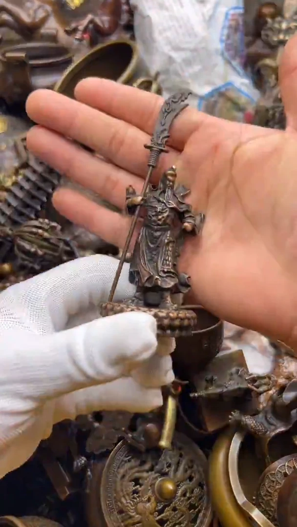 精美铜器，点击下单