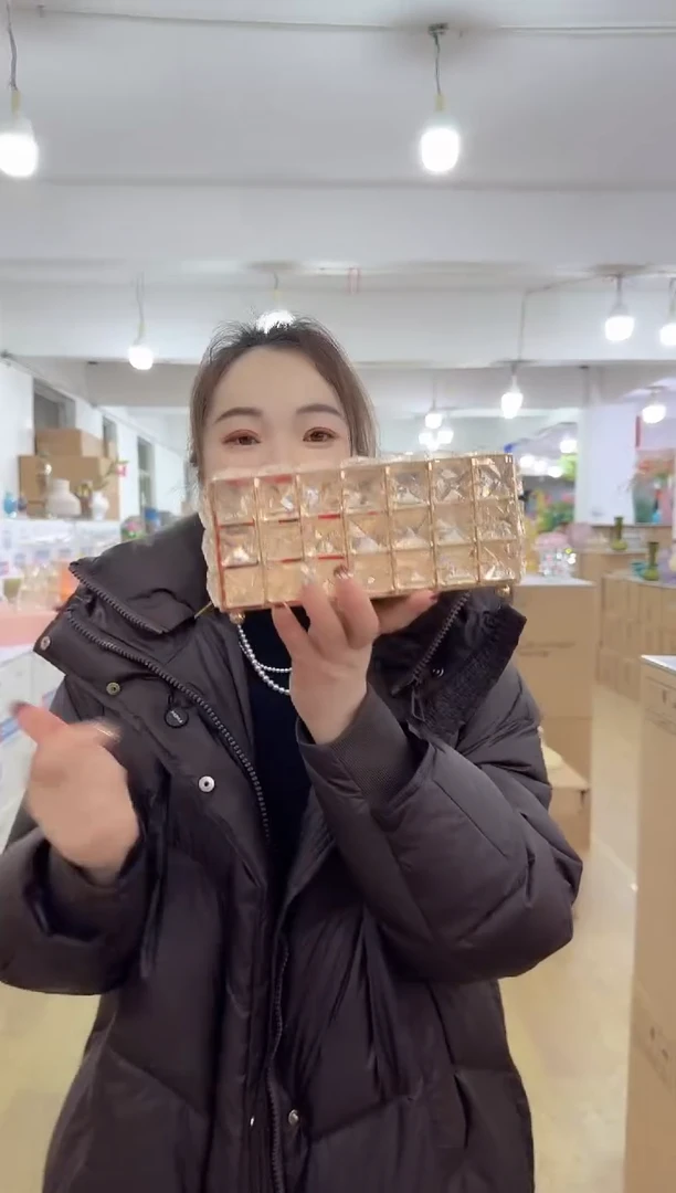 【闪购商品】无铅玻璃甄选花器-k-早17