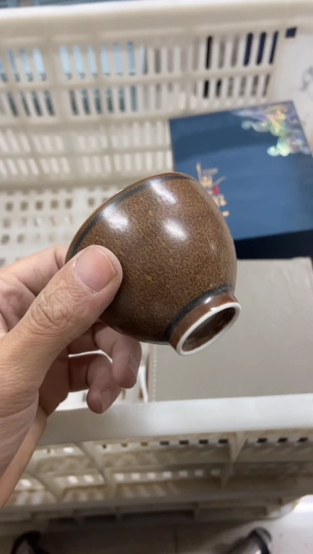 杯无运费险有瑕疵的摄影的产品有使用过的痕迹有点脏介意勿拍