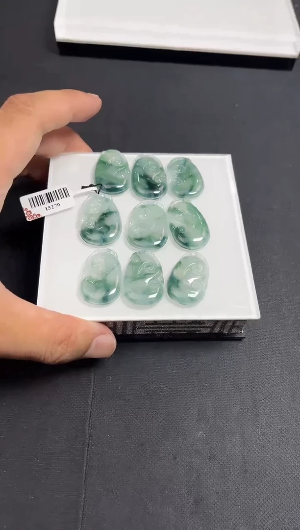 颈饰未镶嵌翡翠15279/多样性发一个