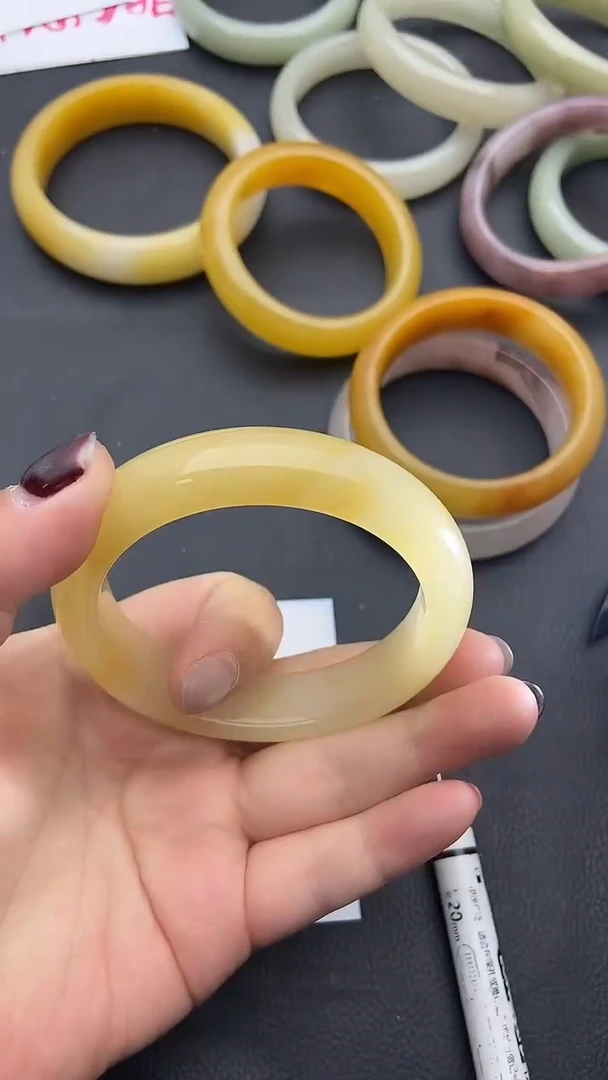 未镶嵌手镯石英质玉瑕疵218+59/60