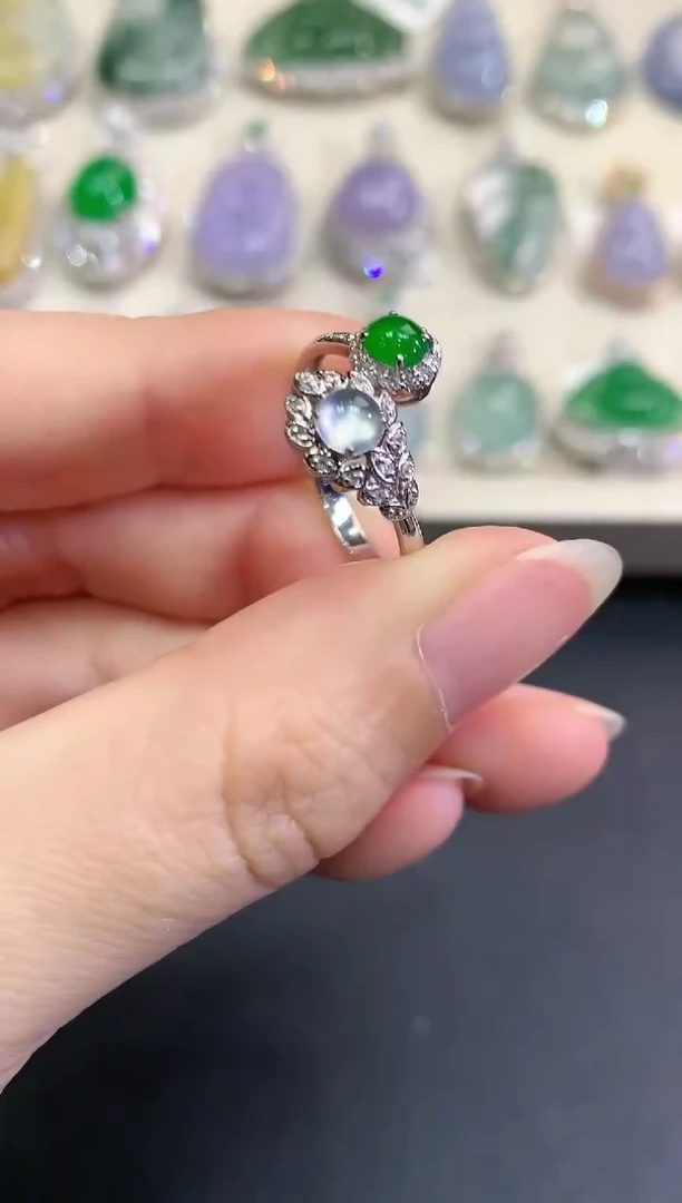 【闪购商品】翡翠戒指18K金镶嵌B118   多样性一件发货