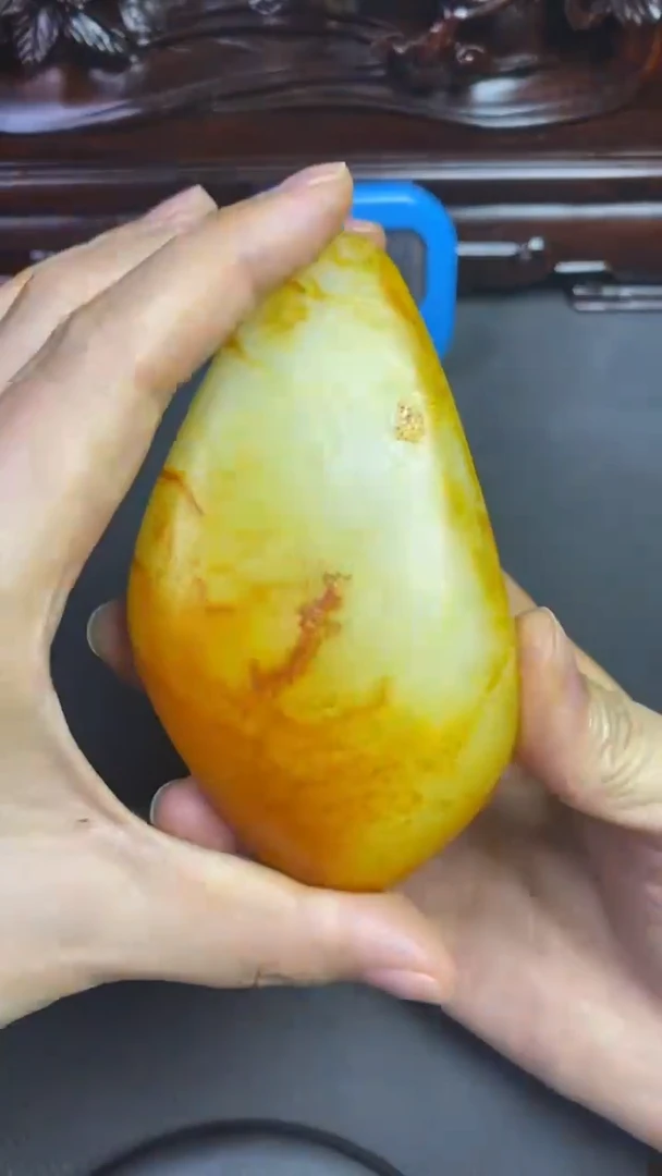 未镶嵌和田玉挂件贵****.和田玉