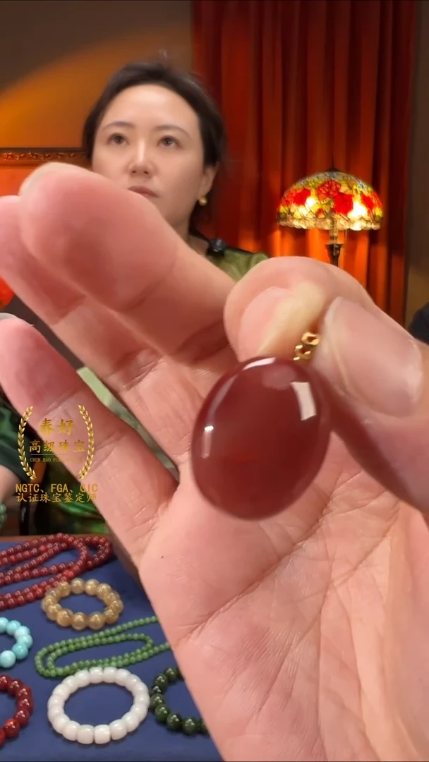 颈饰18K金镶嵌南红玛瑙KT25080618-1