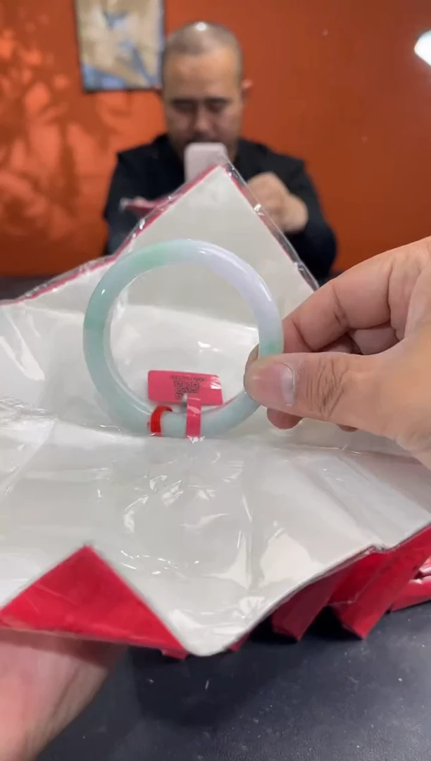 未镶嵌手镯翡翠9