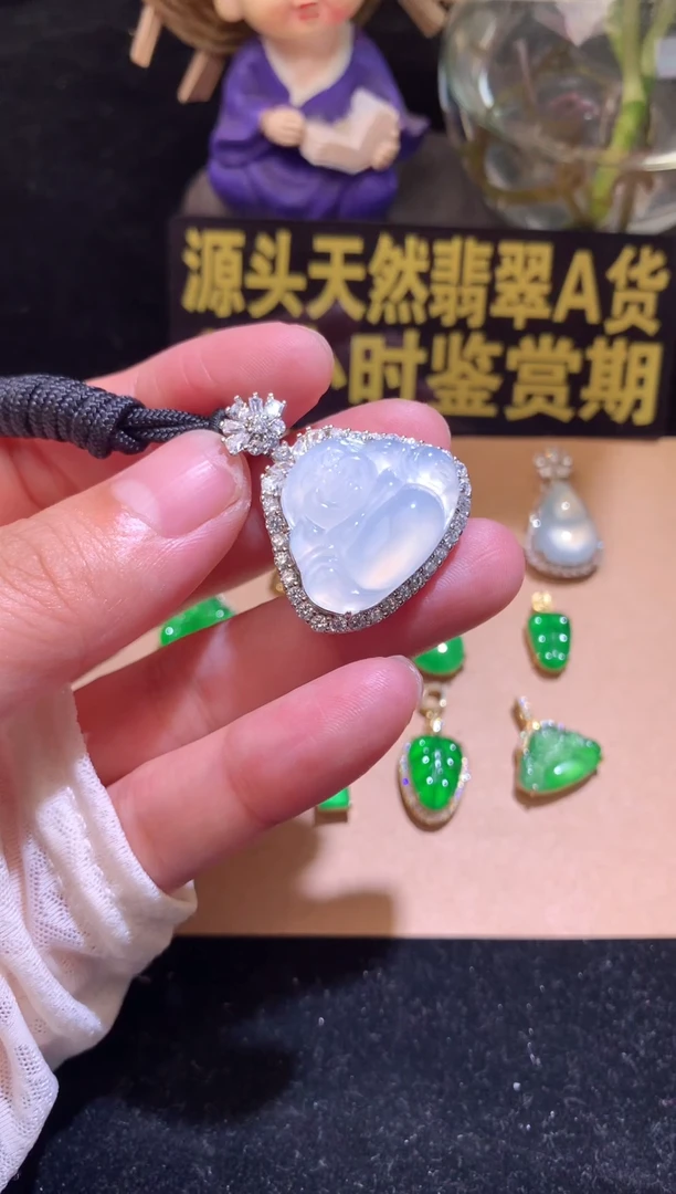 翡翠银S925镶嵌颈饰翡翠