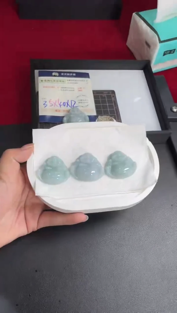 【闪购商品】翡翠挂件未镶嵌大佛公FL11配绳/多样性发其一CP