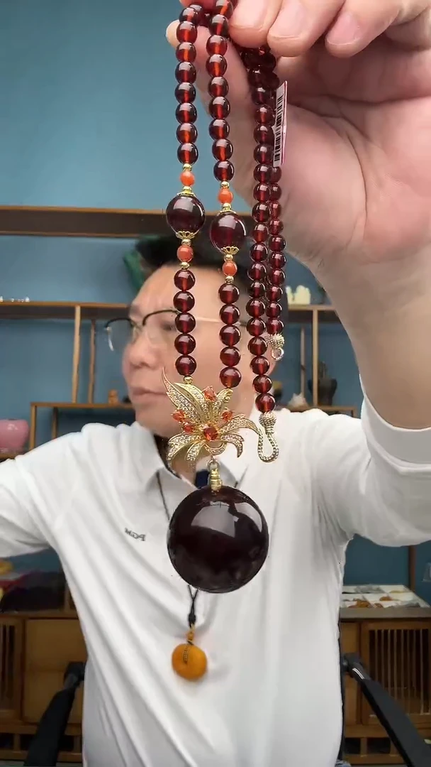 裸石琥珀未镶嵌（有瑕介意勿拍）
