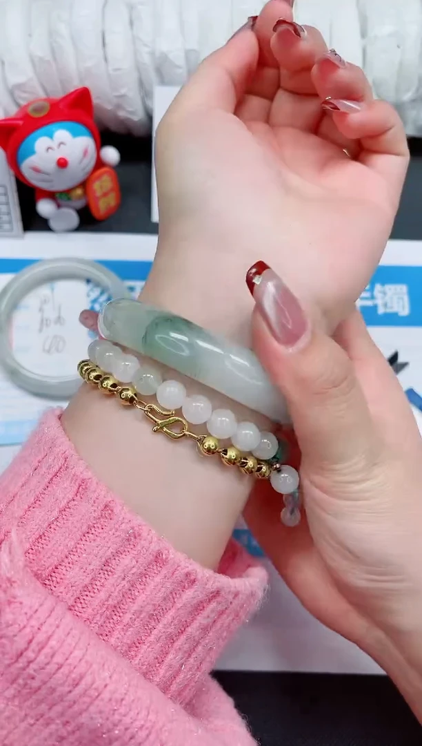 【闪购商品】石英质玉手镯未镶嵌202