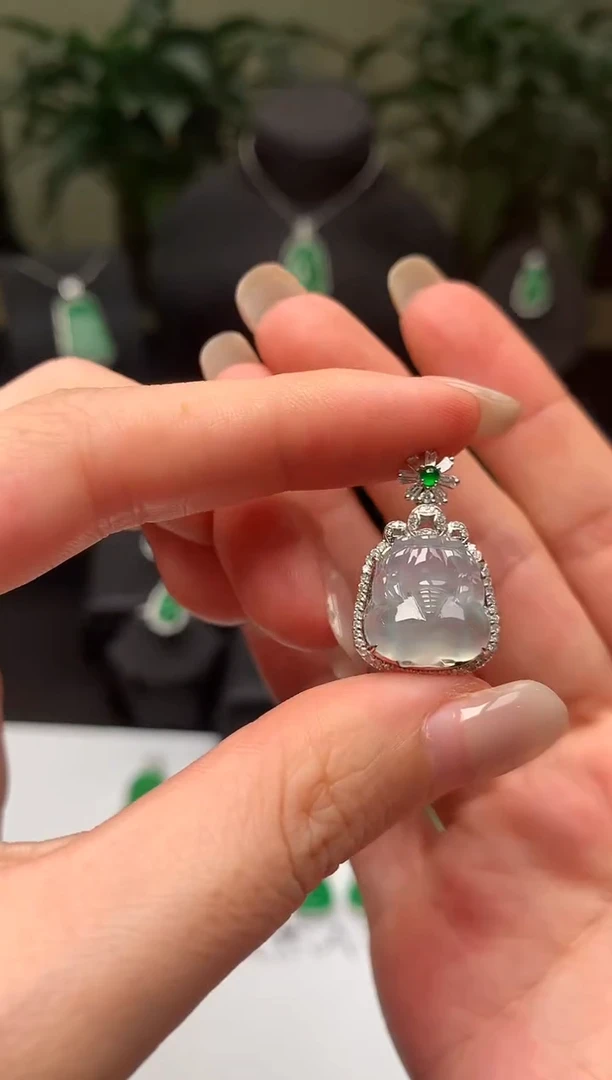 翡翠18K金镶嵌吊坠(不含链)蜱楸