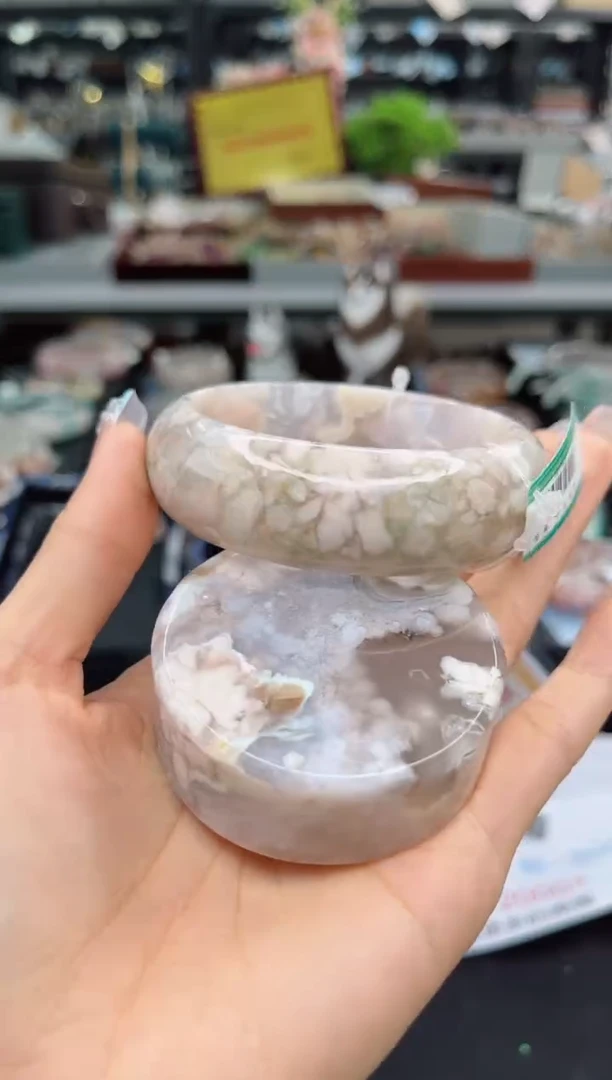 【闪购商品】石英质玉手镯未镶嵌59圈口（赠品镯心）305748