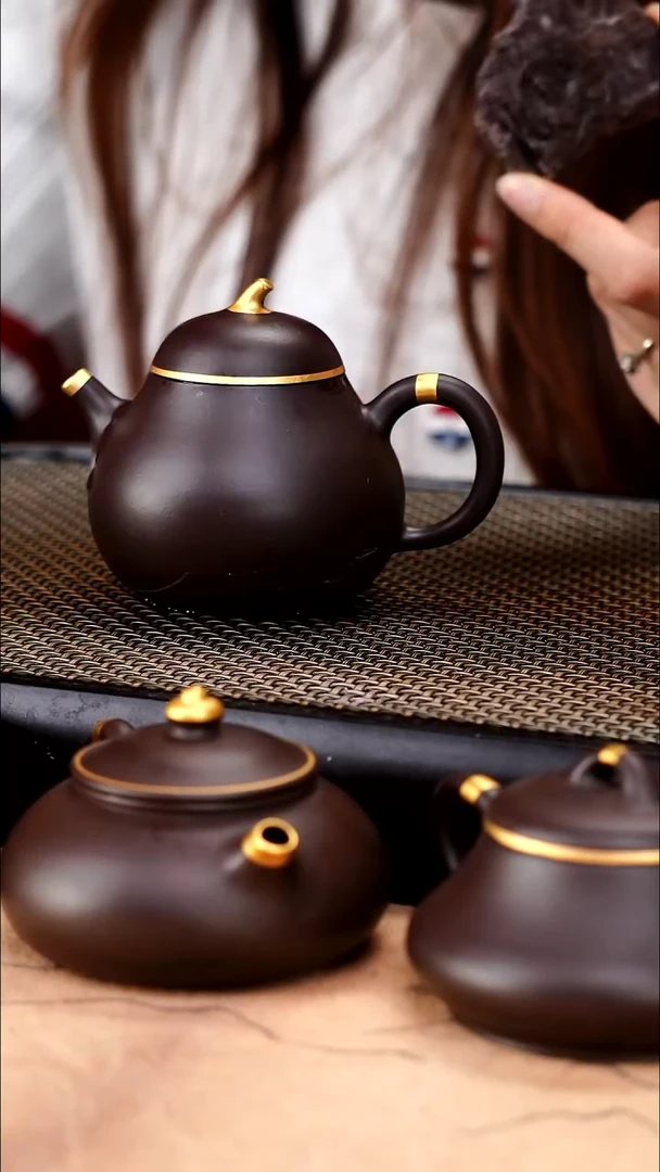 茶壶紫砂四号井茄皮紫泥描金新款茄瓜150cc