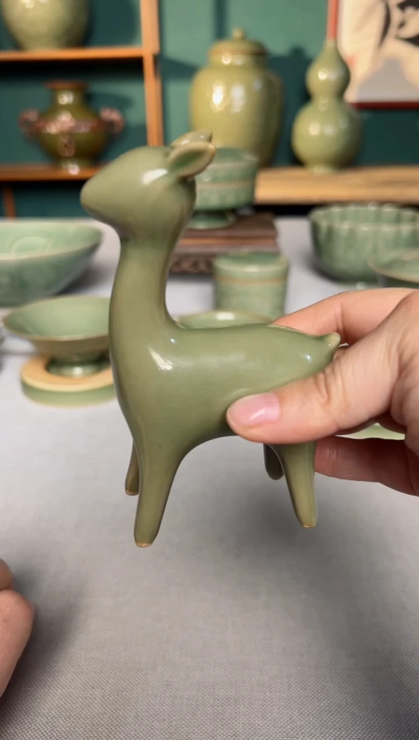 【闪购商品】其他耀州窑秘色小鹿茶宠摆件