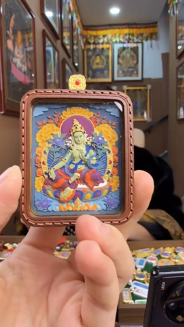 吊坠绿度母-手工泥塑擦擦