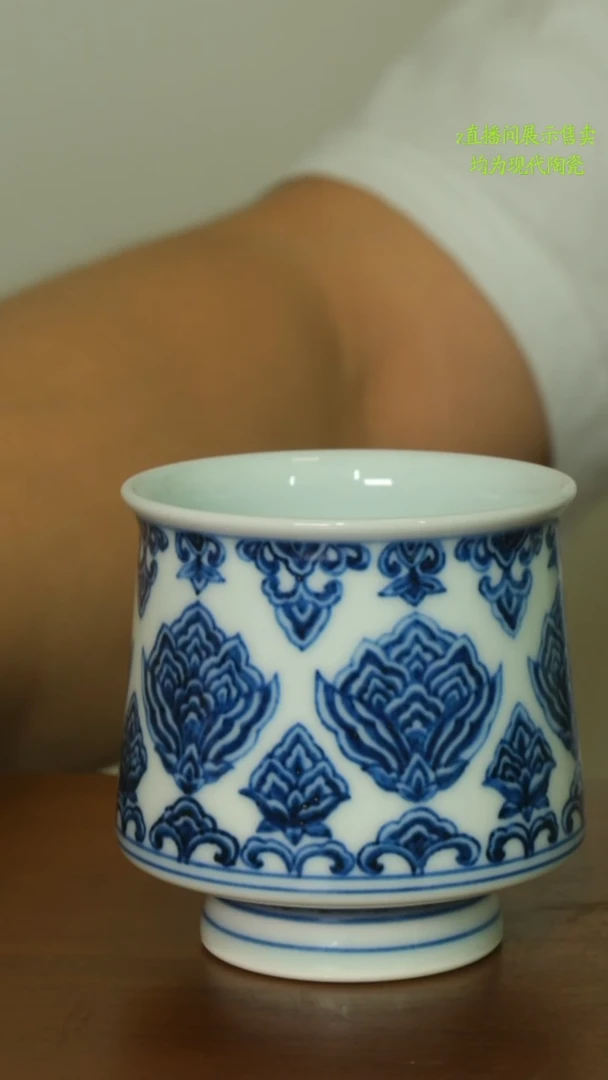 灰*景德镇纯手工瓷器，价格：580