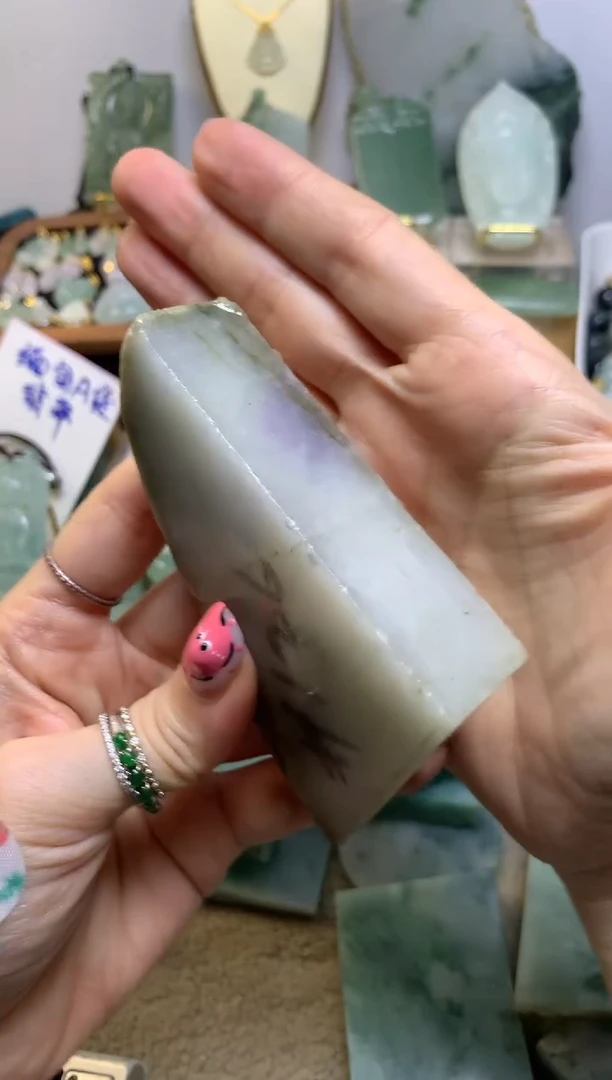 翡翠挂件未镶嵌缅甸A货翡翠，没有运费险