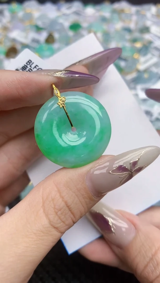 翡翠挂件18K金镶嵌413   天然翡翠A货