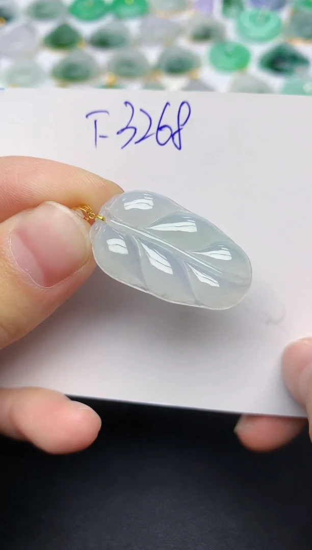 颈饰18K金镶嵌翡翠天然缅甸A货翡翠百元以上9元证书费自理