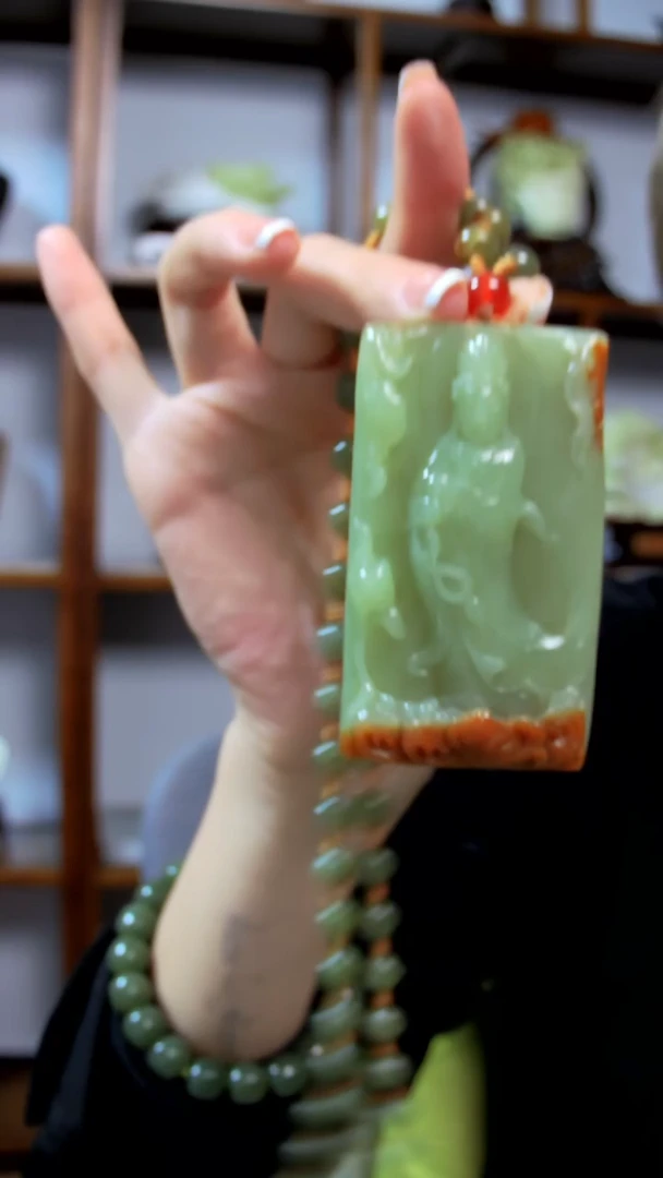 颈饰未镶嵌和田玉观音