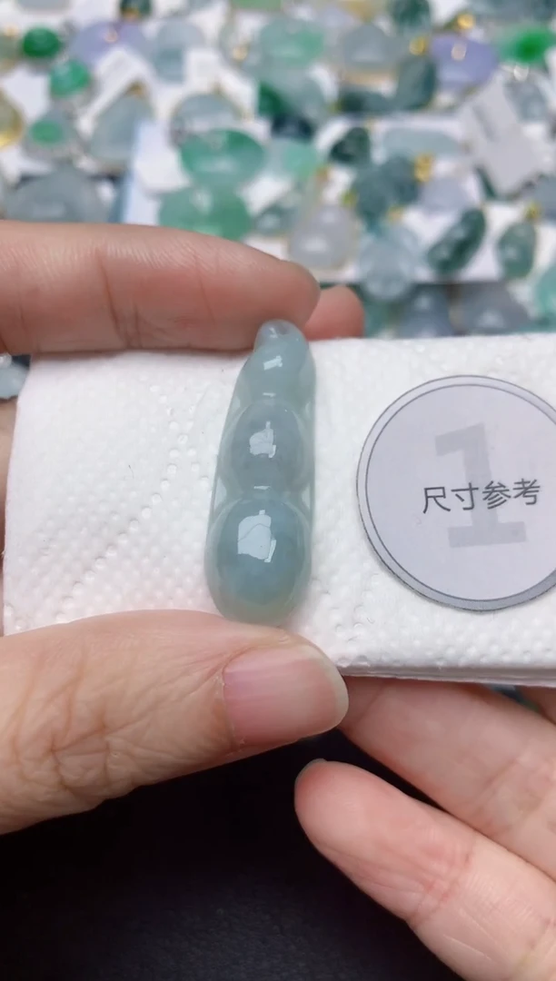 颈饰未镶嵌翡翠天然缅甸A货翡翠
