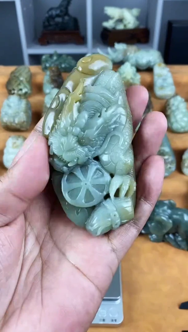 未镶嵌和田玉挂件1