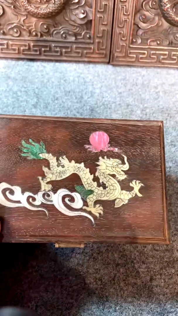 【闪购商品】木A668紫檀雕刻一物一拍直播间为准