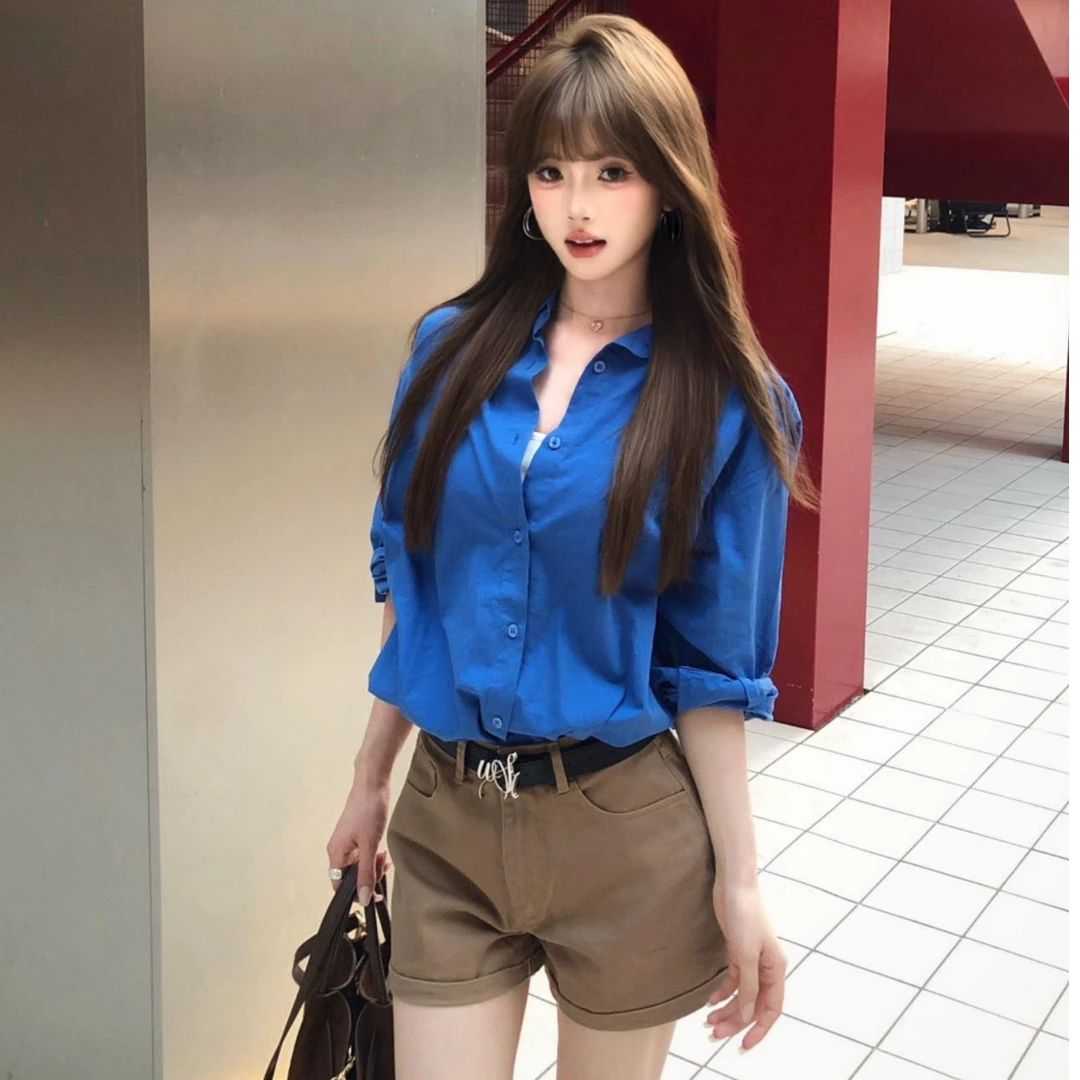 秋季蓝色衬衫长袖简约外穿宽松辣妹气质显瘦性感短裤时尚洋气套装