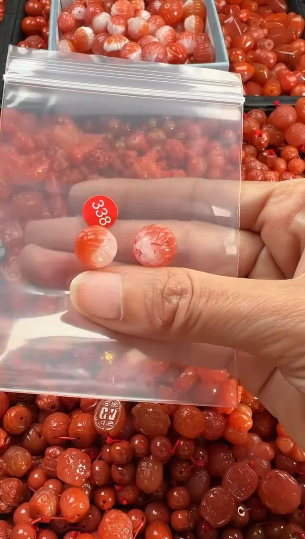 【闪购商品】南红玛瑙颈饰未镶嵌1