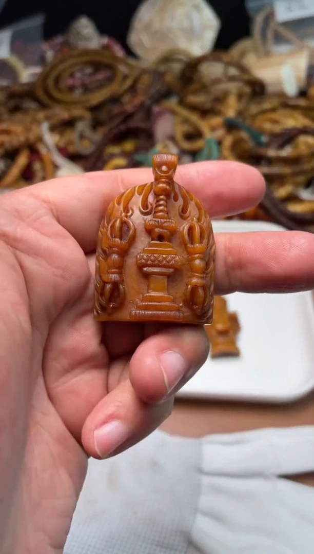 牛骨其他魁***馆杂件208-果冻料吊坠