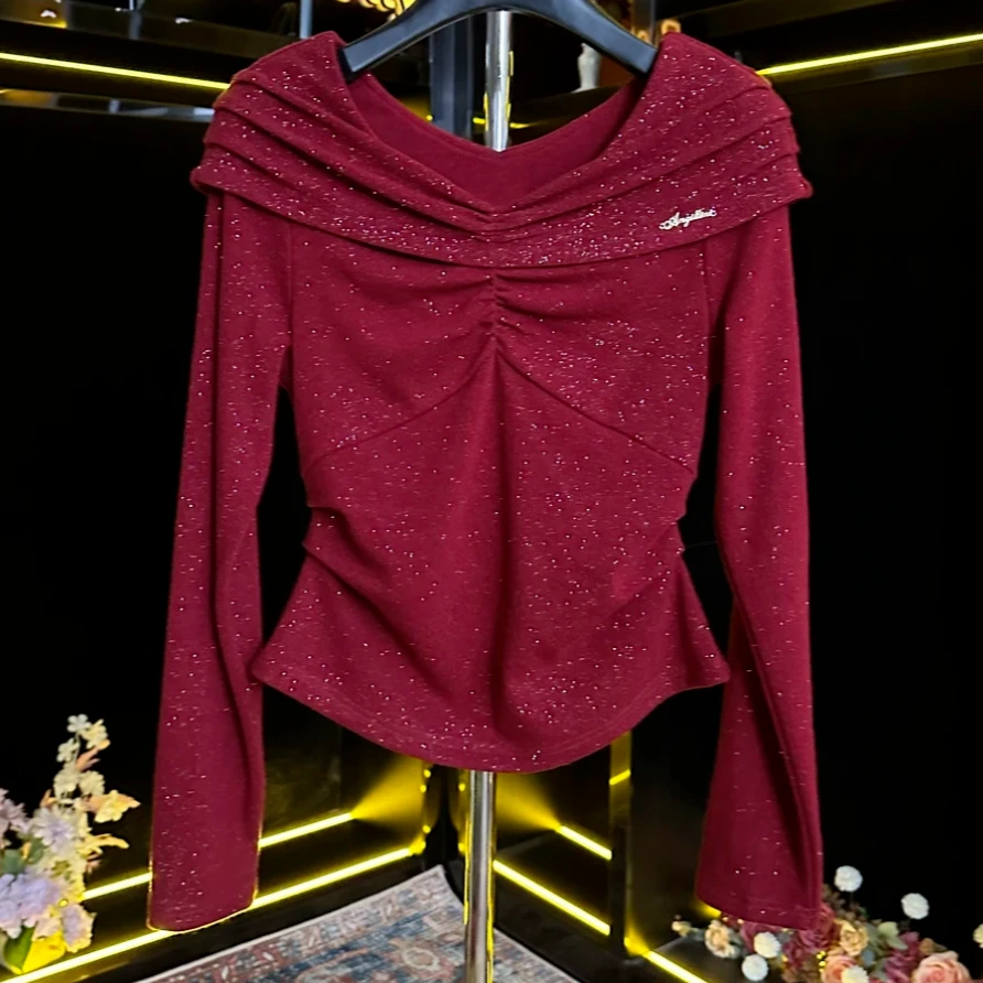 一字领露肩红色T恤女冬季新款重工亮闪闪别致上衣修身洋气打底衫