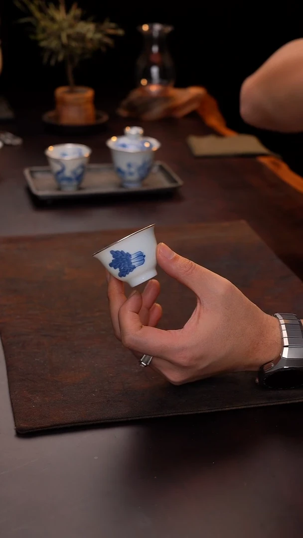 手绘白菜单杯包银口