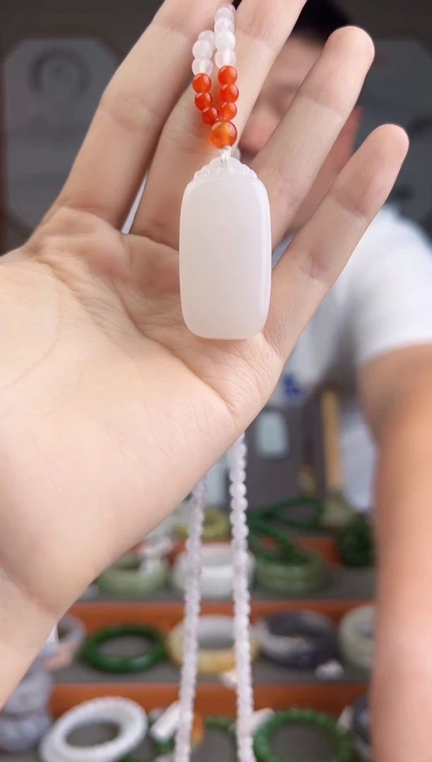 玉多样性发货 拍一单发一个