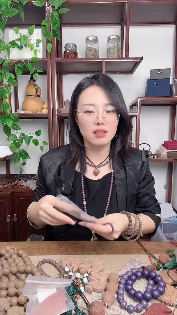 泥塑芳华香方的刮sha板