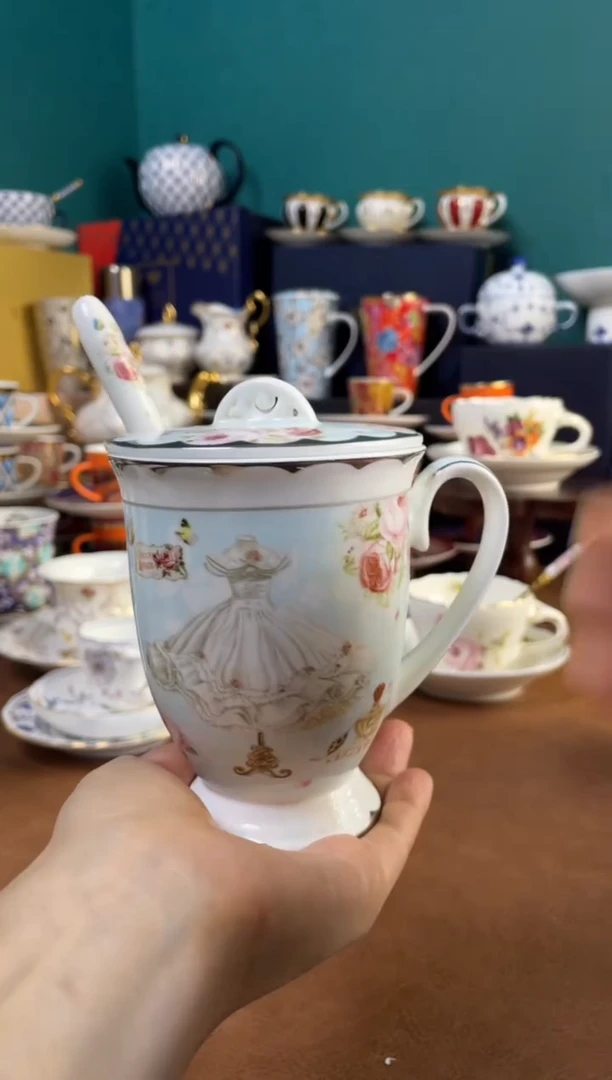 高端礼品FLORIS浪漫蕾丝高脚杯加盖加勺